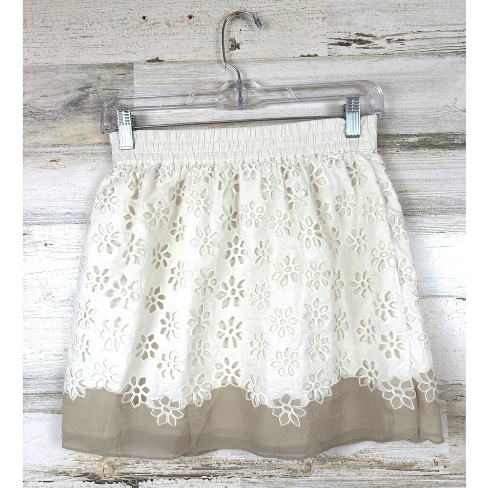 Club Monaco White Tan Eyelet Lace Mini Skirt Womens 00 Boho Cotton Pull On
